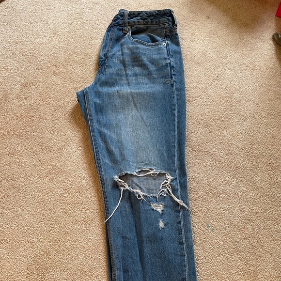 American Eagle Jeans - Picture 2 of 3